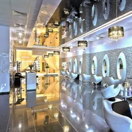Hotel Rzeszow Отель 4*