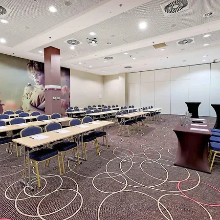 Hotel Rzeszow Otel 4*